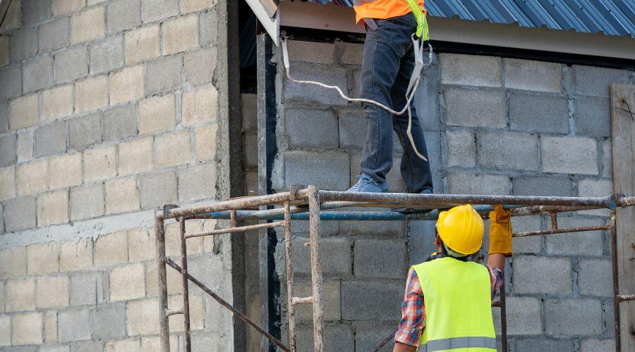 Professional residential roofers in Dale, WI